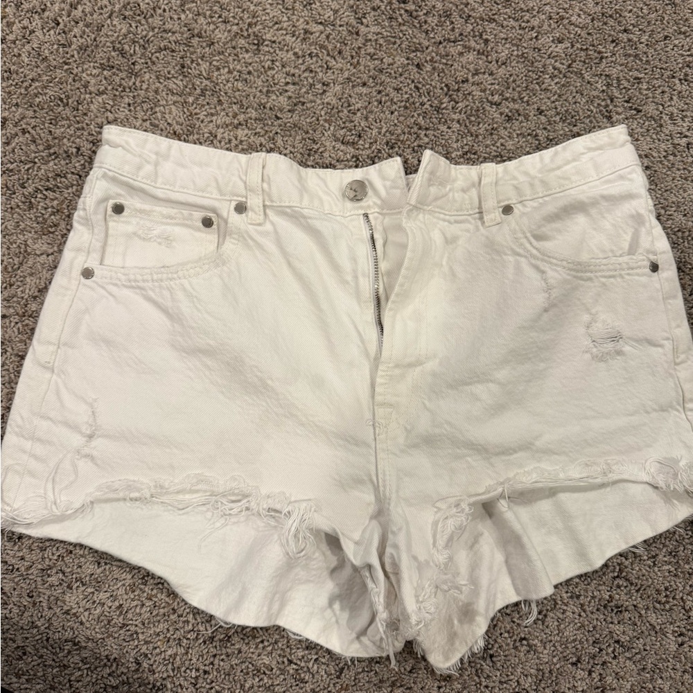 Zara White Distressed Jean Shorts